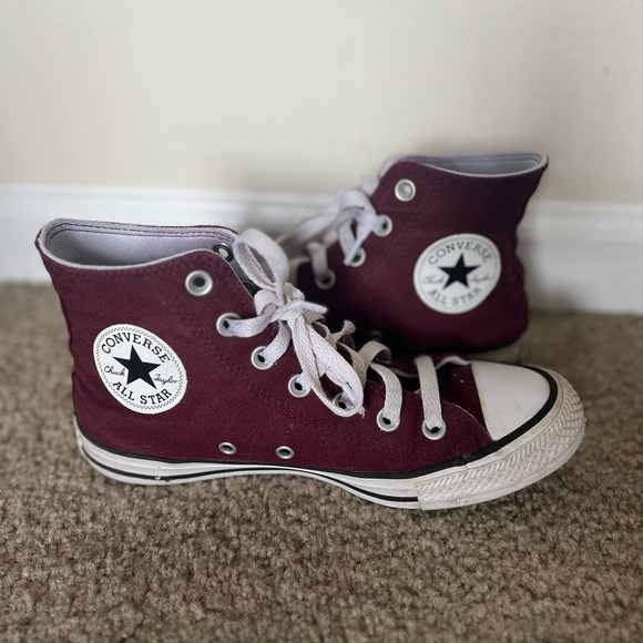 CUSTOM Converse All Stars - Picture 2 of 5